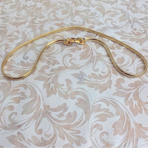 Vintage Dotty Smith Snake Chain Necklace Gold Tone Stretches 24”26” Gorgeous - Picture 3 of 5